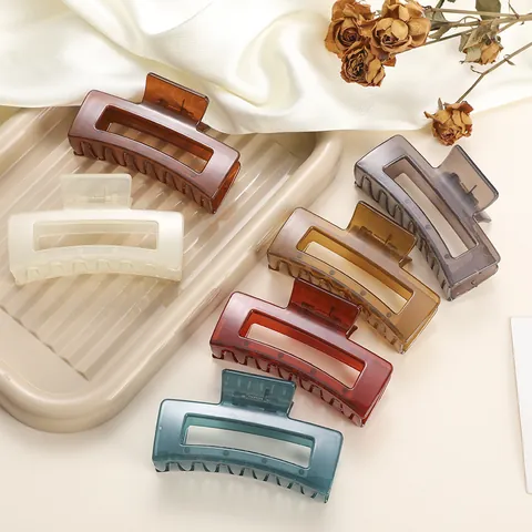 Elegant Square Hair Claw Clips For Women Large Rectangle Hollow Matte PC Plastic Hair Clamp Non-slip Styling Hair Accessories