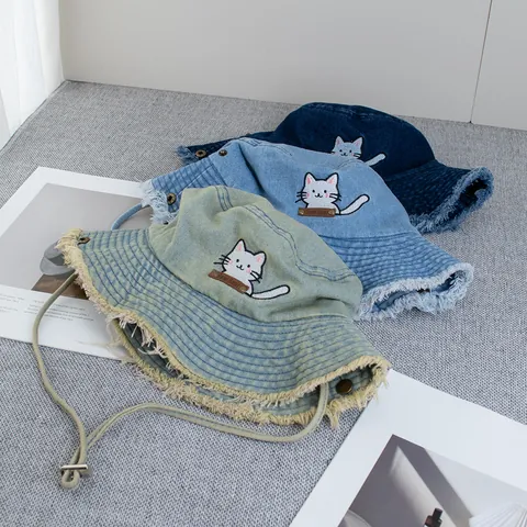 Women Washed Denim Bucket Hat With Cat Embroidery Frayed Edge Sun Protection Wide Brim Fisherman Hat With Windproof Rope