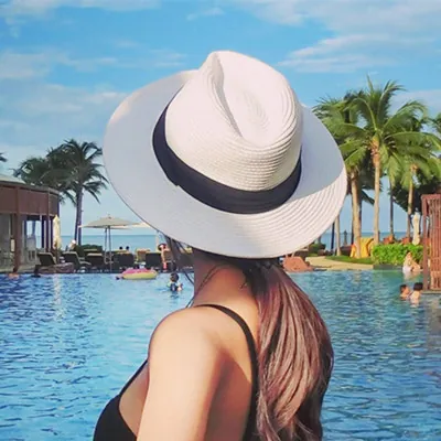 Women's Wide Brim Straw Braid Sun Hat Summer Beach Fedora Panama Hat With Decorative Band For Holiday Vacation Sunshade