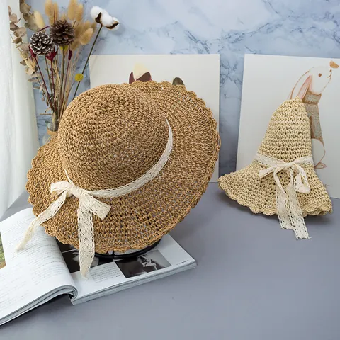 Women Handwoven Paper Straw Hat with Lace Bow Scalloped Edge Foldable Wide Brim Sun Hat for Beach Vacation Summer Travel