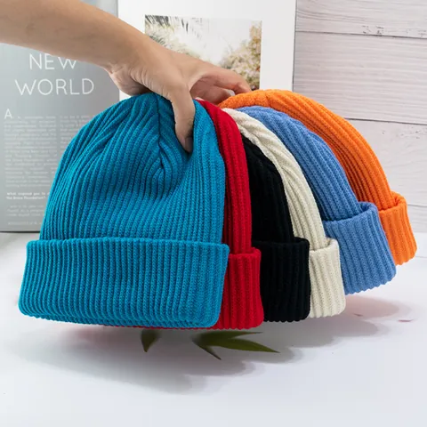 Berretto Beanie Unisex in Maglia a Costine Tinta Unita Inverno Caldo Bordo Piegato Skull Cap per Uomo Donna Casual Outdoor Acrilico