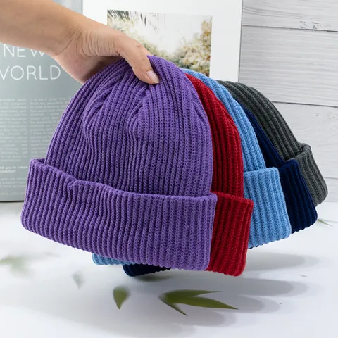 Berretto Beanie Unisex in Maglia a Costine Tinta Unita Inverno Caldo Bordo Piegato Skull Cap per Uomo Donna Casual Outdoor Acrilico