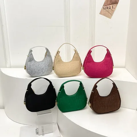 Women's Vintage Crocodile Pattern Underarm Bag Fashion Half Moon Hobo Handbag Small Simple Solid Color Shoulder Bag