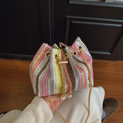 Damen Gewebte Gestreifte Eimertasche Künstliche Perlen-Kordelzug Kette Schulter-Umhängetasche Mode Strohhandtasche Urlaub Strandgeldbörse