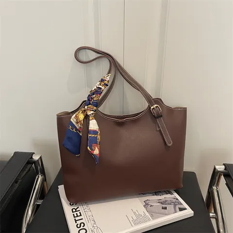 Borsa Tote da Donna in Pelle PU Vintage Borsa a Tracolla Pendolare di Grande Capacità Con Foulard di Seta Stampato Decorativo