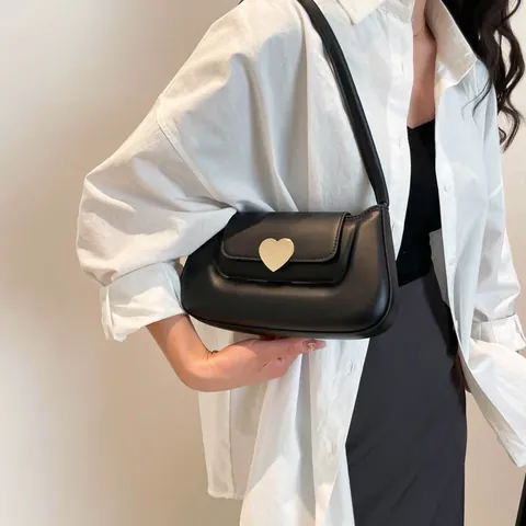 Sac Sous le Bras Style Français Pour Femmes Avec Boucle en Cœur Mode Sac à Épaule en Cuir PU Élégant Couleur Unie Sac à Main Simple Street Trend Baguette Bag