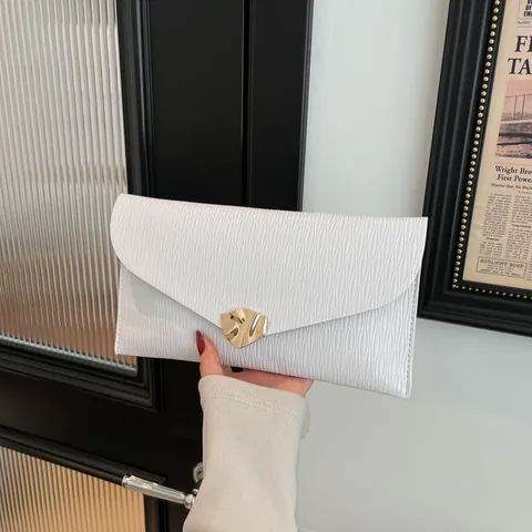 Pochette Vintage en Similicuir PU à Texture de Vagues pour Femmes Sac Enveloppe de Soirée pour Fête Banquet Sac à Main Élégant avec Fermoir en Métal