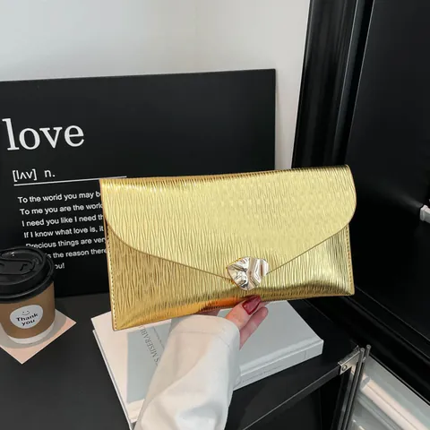 Pochette Vintage en Similicuir PU à Texture de Vagues pour Femmes Sac Enveloppe de Soirée pour Fête Banquet Sac à Main Élégant avec Fermoir en Métal