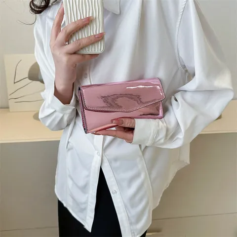 Portafoglio Lungo da Donna in Pelle PU con Finitura a Specchio Metallica Borsa Clutch a Busta con Chiusura Magnetica per Feste e Uso Quotidiano