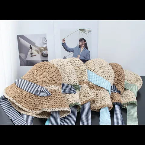 Chapeau de Soleil en Paille pour Femme Nœud Plaid Style Japonais Doux Large Bord Pliable Respirant Chapeau de Plage Vacances