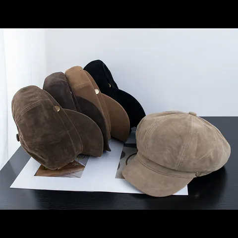 Vrouwen Retro Faux Suède Newsboy Pet Achtkantige Schildershoed Herfst Winter Warm Effen Kleur Baret Met Metalen Gesp