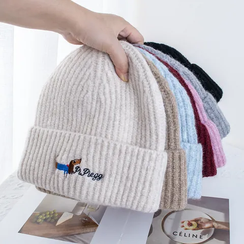 Japanese Kawaii Dachshund Dog Embroidered Beanie Hat Thick Ribbed Knit Warm Cap Winter Outdoor Soft Skull Hat For Women Men