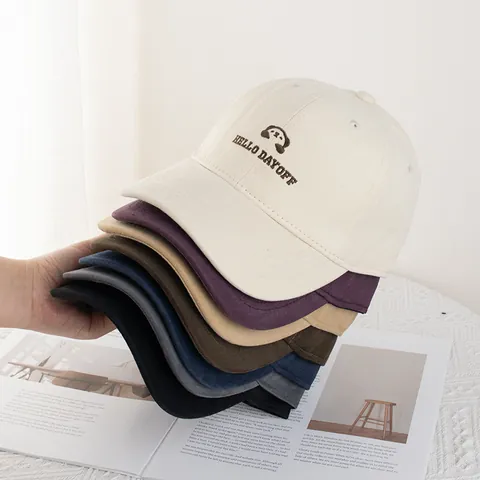 Berretto da Baseball in Cotone Lavato Retro Giapponese Ricamo Panda Lettera Hello Dayoff Cappello Parasole Casual Regolabile Unisex