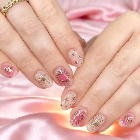 Sweet Pink Gradient Press On Nails Gold Embossed Heart Bow Star Short Oval Fake Nails For Women Manicure Decoration