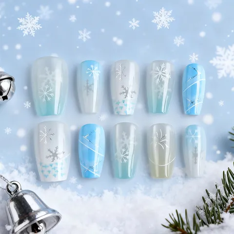 Faux Ongles Dégradé Bleu et Blanc Oeil de Chat Cercueil Court Kit Manucure Flocon de Neige de Noël Ongles d'Hiver Brillants pour Femmes