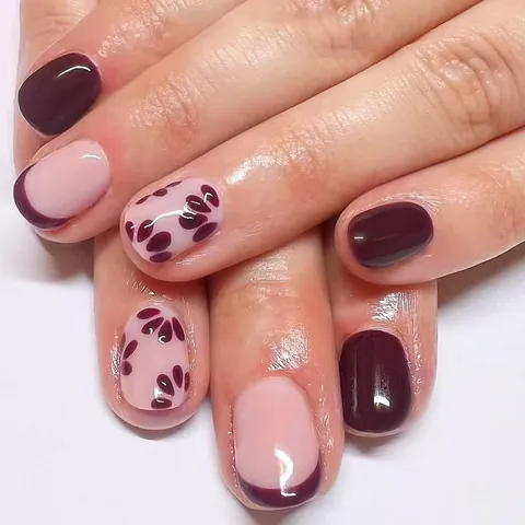 Unghie Finte Francesi Corte Quadrato Arrotondato Rosso Vino Rosa Motivo Floreale Unghie Artificiali Riutilizzabili Con Gel Adesivo