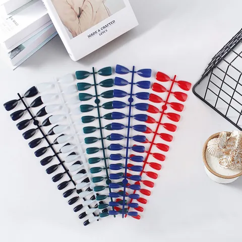 Glänzende Mandelform Press On Nails Viele Größen Einfarbig Künstliche Falsche Nägel Für Damen Nagelkunst DIY Dekorativ