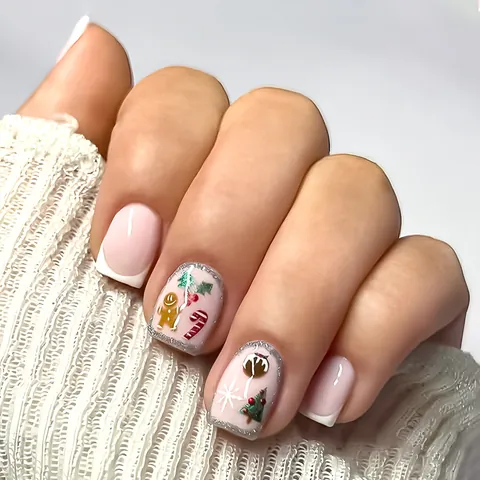 Uñas Postizas de Navidad Rosa French Tip Cortas Cuadradas Uñas Postizas Hombre de Jengibre Árbol Copo de Nieve Mujer