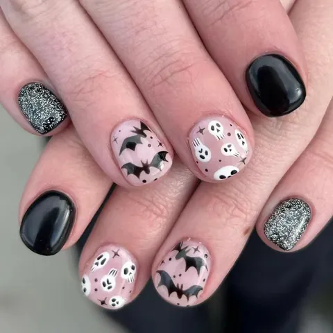 Halloween Kurze Quadratische Aufpressnägel Glänzend Schwarz Rosa Fledermaus Totenkopf Muster Glitzer Künstliche Nägel Für Damen