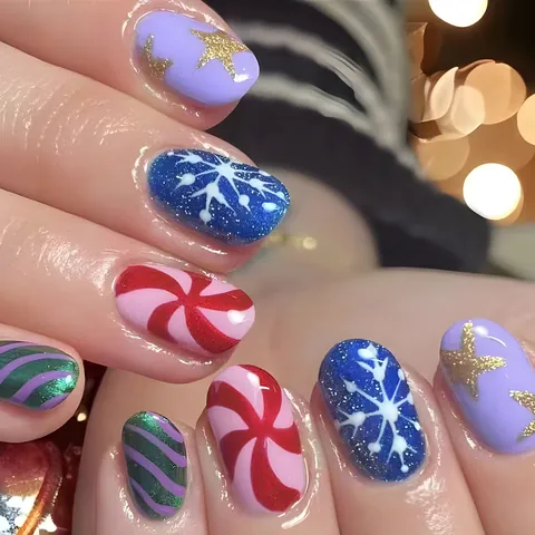 Christmas Press On Nails Set Short Glossy Glitter Snowflakes Star Pattern Festive Party Fake Nails For Women Manicure Decor