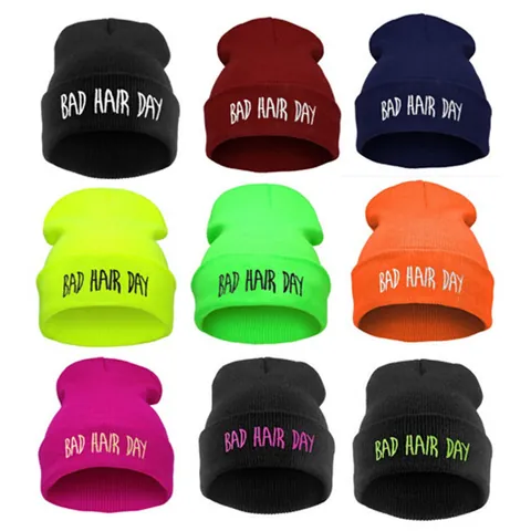 Bonnet en Tricot Chaud d'Hiver Unisexe Bad Hair Day Lettre Brodée Revers Hip Hop Skull Cap Casual Streetwear