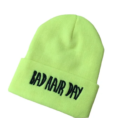 Bonnet en Tricot Chaud d'Hiver Unisexe Bad Hair Day Lettre Brodée Revers Hip Hop Skull Cap Casual Streetwear