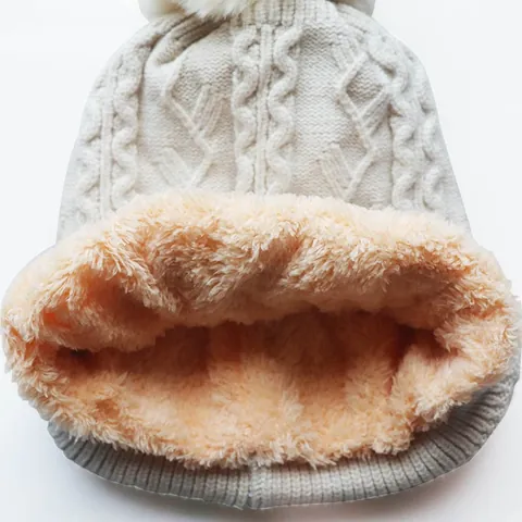 Damen Winter Strickmütze Mit Kunstpelz Bommel Vliesgefüttert Dicke Zopfmuster Warme Skimütze Erwachsene Outdoor Kappe