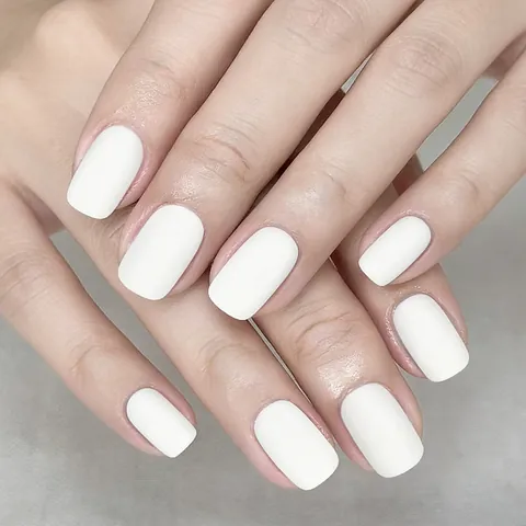 Simple Matte White Short Press On Nails Square Round Shape Artificial False Nail Tips For Women Daily Manicure Decoration