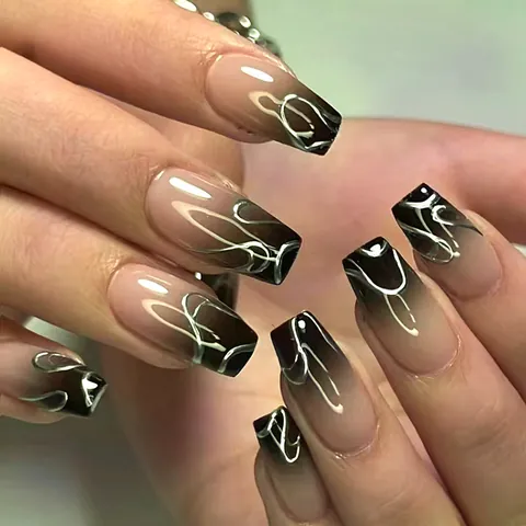 Unghie a Pressione Francesi con Linee Astratte Argento Bara Corta Sfumate Nero Nudo Unghie Finte per Decorazione Manicure Donna
