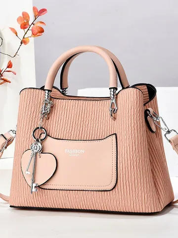 Sac à Main Femme en Cuir PU Plissé Fashion Queen Petit Sac Carré Avec Pendentif Coeur Clé Sac à Épaule Bandoulière