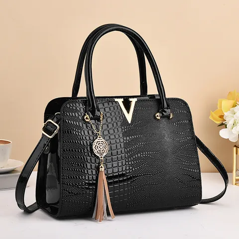 Sac à Main Femme Mode Motif Crocodile Cuir PU Métal Logo V Gland Grande Capacité Tote Vintage Elégant Sac à Bandoulière