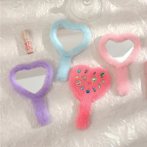 Cute Heart Shaped Plush Handheld Makeup Mirror With Colorful Rhinestones Portable Furry Cosmetic Mirror For Women Girls