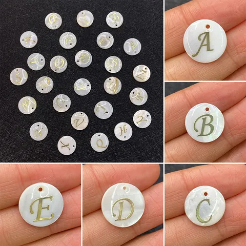 Pendentifs Ronds en Coquillage Naturel Lettres Alphabet Dorées Nacre Accessoires Bijoux DIY Pour Colliers Bracelets