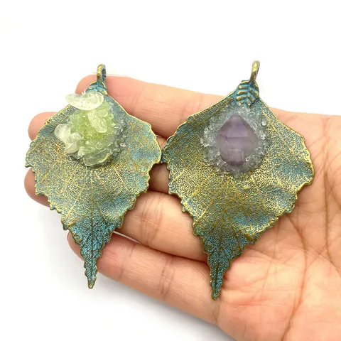 Vintage Zinklegierung Blatt Anhänger Mit Naturkristall Barockperle Eingelegt Patina Effekt Anhänger Nur Für DIY Schmuckherstellung Damen Zubehör
