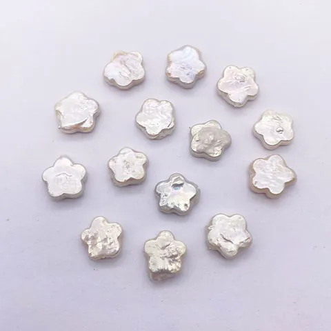 Perles en Vrac en Perle d'Eau Douce Naturelle Forme de Fleur de Prunier Perle Baroque pour la Fabrication de Bijoux DIY Accessoires
