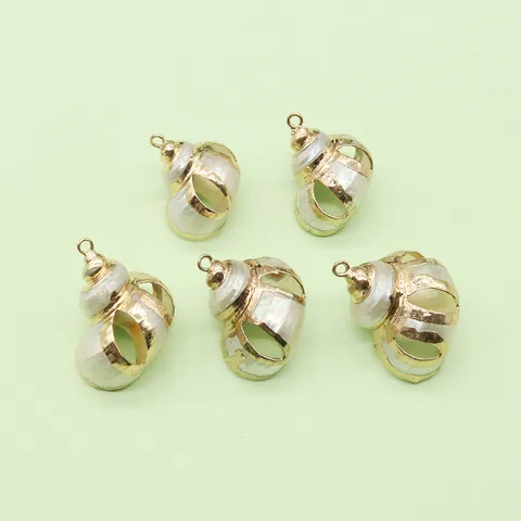 Natural Shell Conch Pendant Gold Electroplated Hollow Sea Snail Charms For DIY Necklace Bracelet Making Women Jewelry Accessories