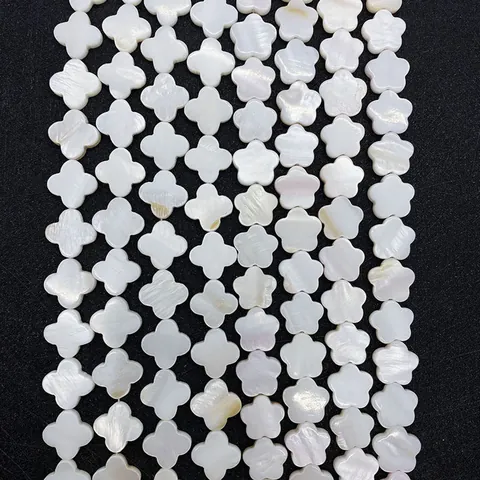 Natural White Shell Mother Of Artificial Pearl Clover Flower Shape Loose Beads For DIY Necklace Bracelet Making Jewelry Accessories