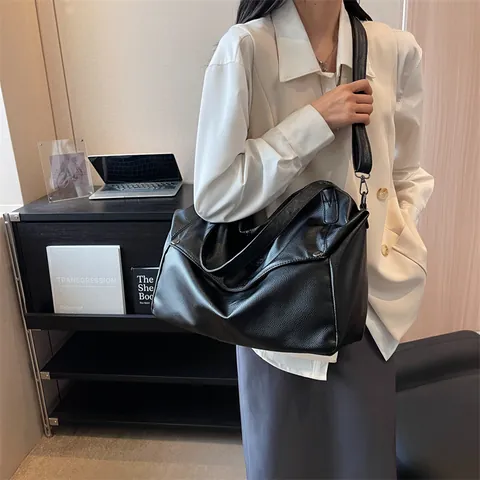 Women's Large Capacity PU Leather Tote Bag Solid Color Fashion Commuter Shoulder Bag With Zipper Closure Elegant Handbag