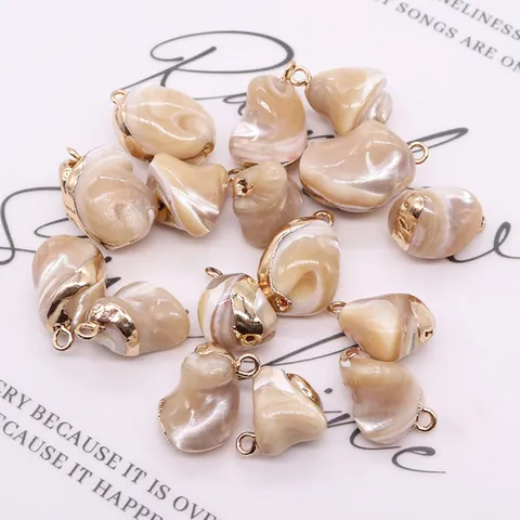 Natural Sea Shell Tooth Shape Pendant With Gold Electroplated Copper Rim Irregular Shell Charm For DIY Necklace Jewelry Making Accessories
