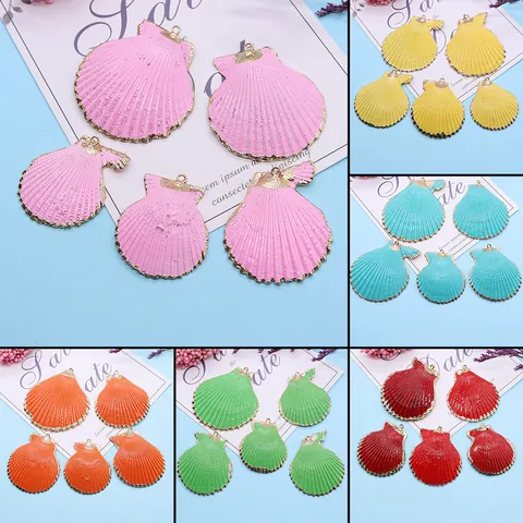 Pendentifs en Coquille Saint-Jacques Naturelle Avec Bordure Dorée Électroplaquée Breloques en Coquillage Teint pour DIY Collier Bracelet Boucles d'Oreilles Accessoires de Bijouterie