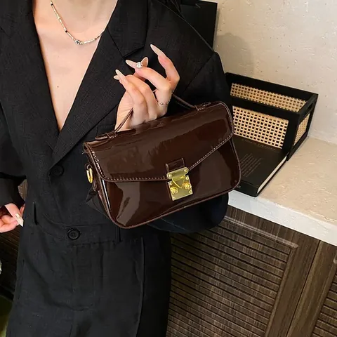 Borsa a Mano da Donna in Pelle PU Minimalista Quadrata Borsa a Tracolla Con Serratura in Metallo Dorato Impuntura Borsa Crossbody Retro per Donna Quotidiano Festa