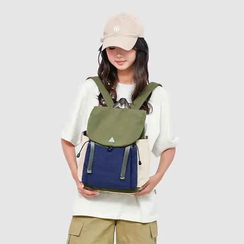 Sac à Dos de Randonnée Extérieur Imperméable Léger pour Femmes Grande Capacité Bloc de Couleur Sac de Voyage pour Ordinateur 14 Pouces