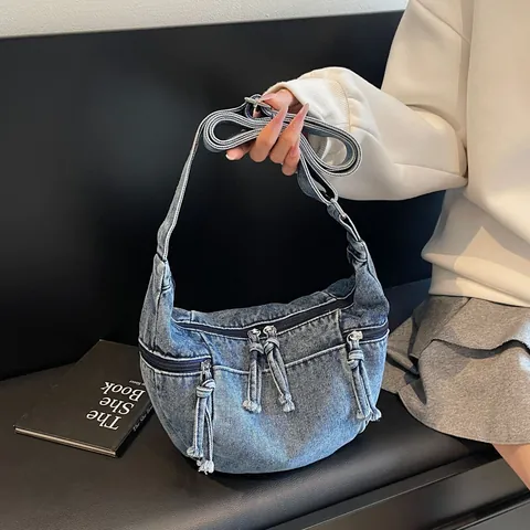 Bolso Hobo de Mezclilla Lavada Vintage para Mujer Gran Capacidad Bolso de Hombro Cruzado Casual Con Borlas y Correa Ajustable Estilo Retro
