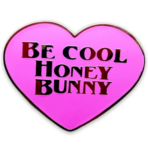 Μόδα Σμάλτο Καρφίτσα Σχήμα Καρδιάς Ροζ Be Cool Honey Bunny Γράμμα Καρφίτσα Φεμινιστικό Μεταλλικό Σήμα για Τσάντες Ρούχα Κοσμήματα