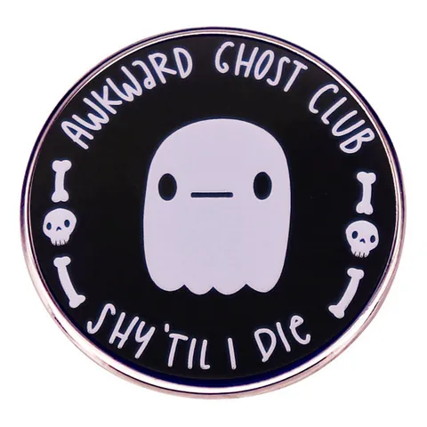 Awkward Ghost Club Spilla in Smalto Divertente Fantasma Teschio Scritta Lega Spilla Distintivo per Vestiti Accessori Zaino
