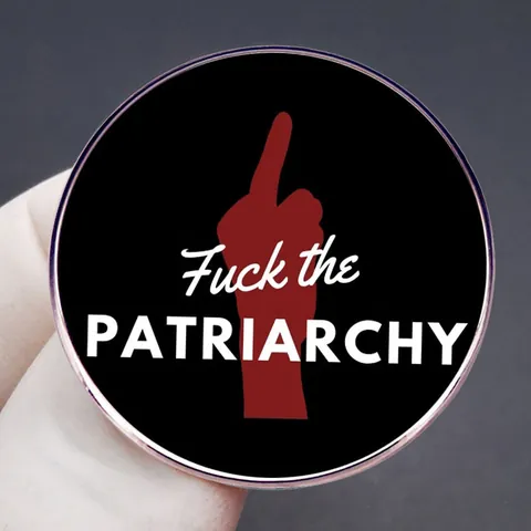 Spilla in Smalto Feminism Social Statement Fuck The Patriarchy Spilla in Lega Distintivo in Metallo Tondo per Donna Uomo Accessorio Giacca