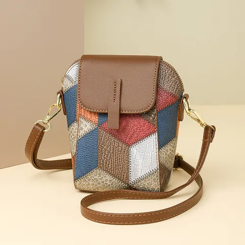 Sac Bandoulière en Cuir PU Patchwork Rétro pour Femmes Sac pour Téléphone Portable Multicolore à la Mode Avec Bandoulière Réglable et Accessoires Dorés