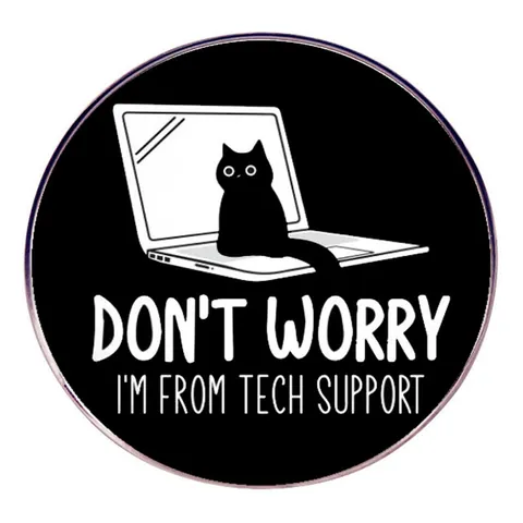 Spilla In Smalto Gatto Nero Laptop Umoristico Don't Worry I'm From Tech Support Spilla In Lega Distintivo Per Sviluppatori