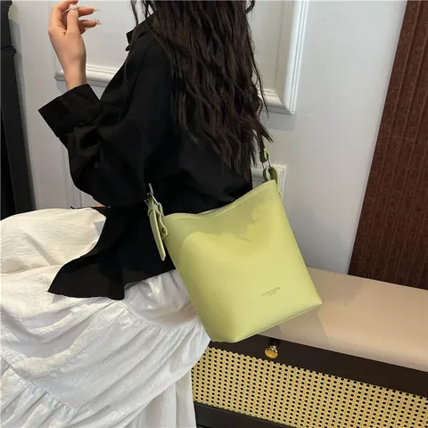 Bolso Bombonera Retro de Cuero PU para Mujer Con Bolsa Interior Gran Capacidad Patrón Litchi Bolso de Hombro para Trabajo