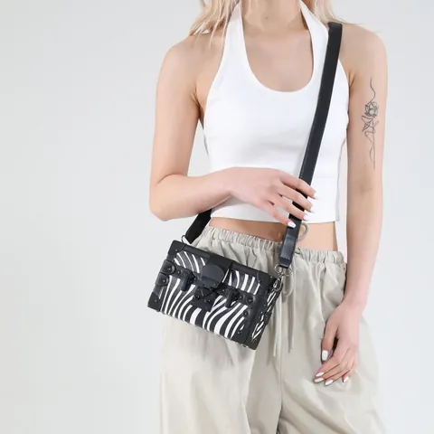 Women Vintage Snake Zebra Print Trunk Bag Rivet Square Box Crossbody Shoulder Bag PU Leather Designer Style Handbag Party